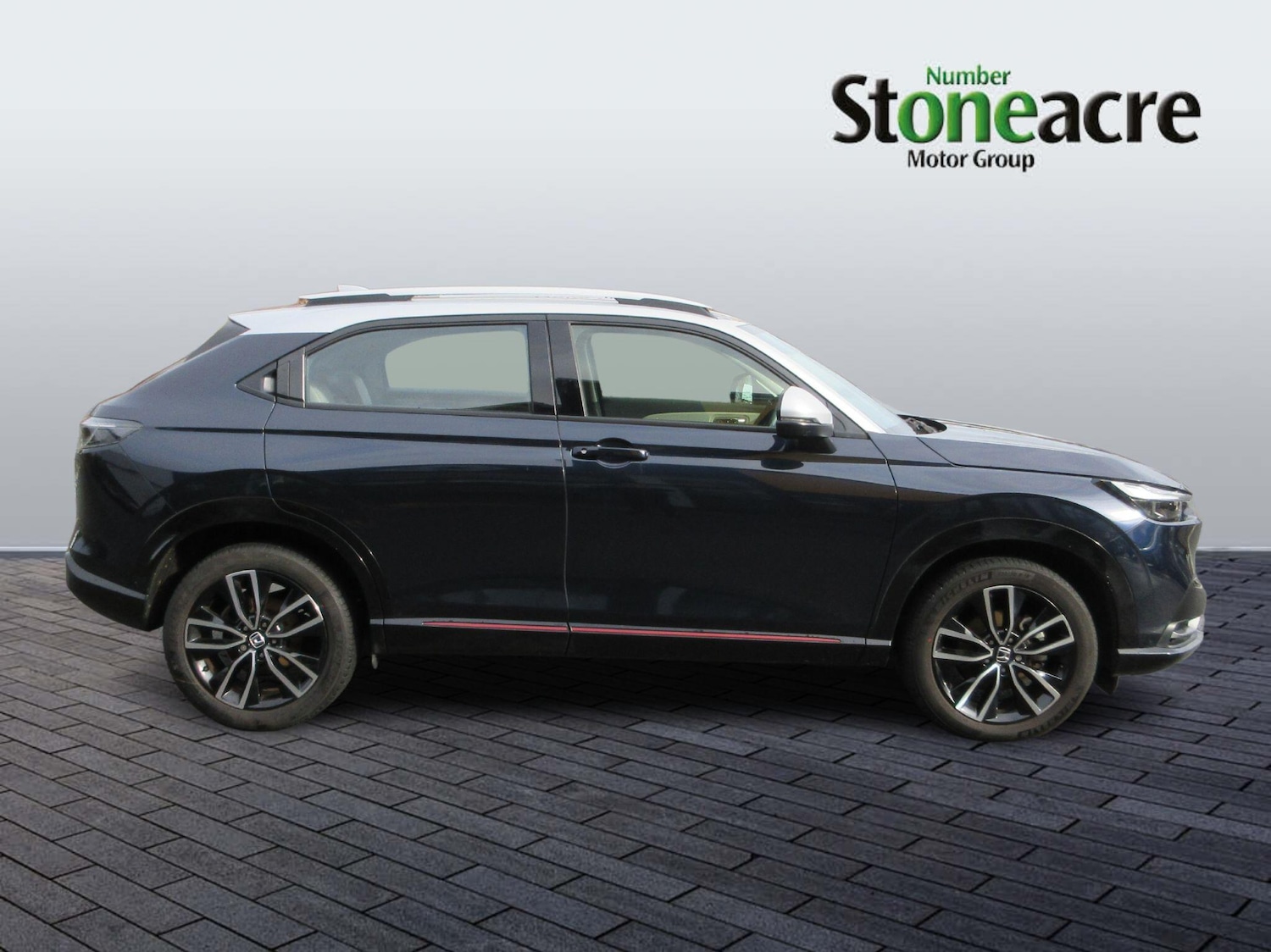 Used Honda HR-V 2024 for sale - 76538616: Photo 2