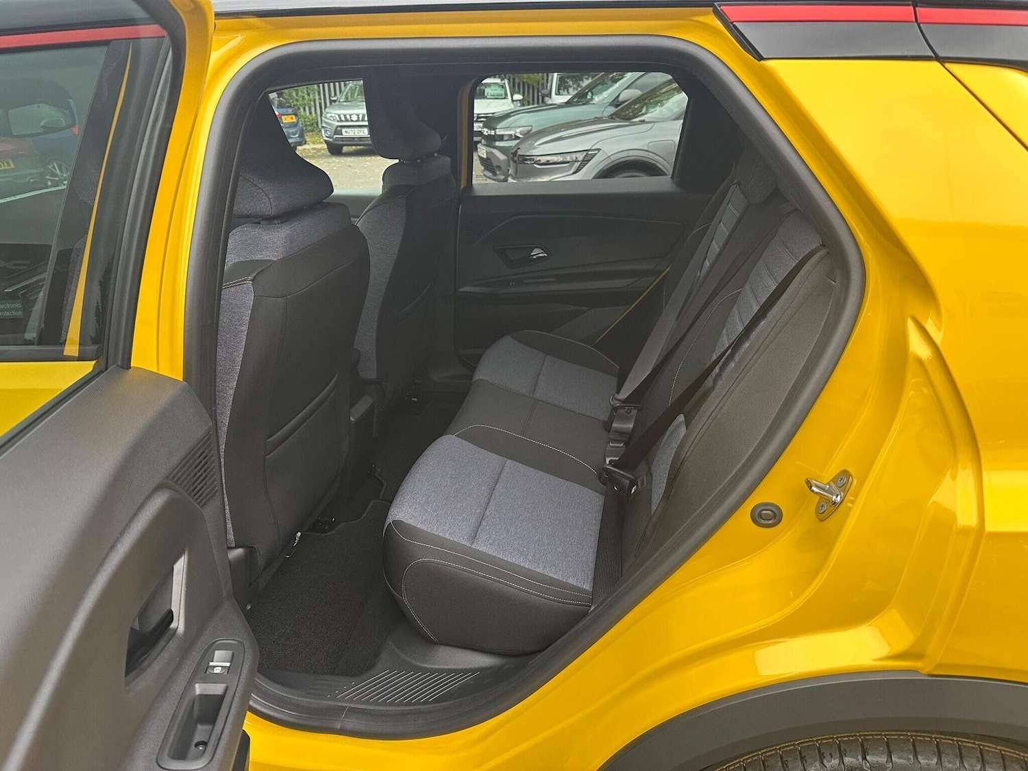 Used Renault 5 E-Tech electric for sale - 76608095: Photo 18