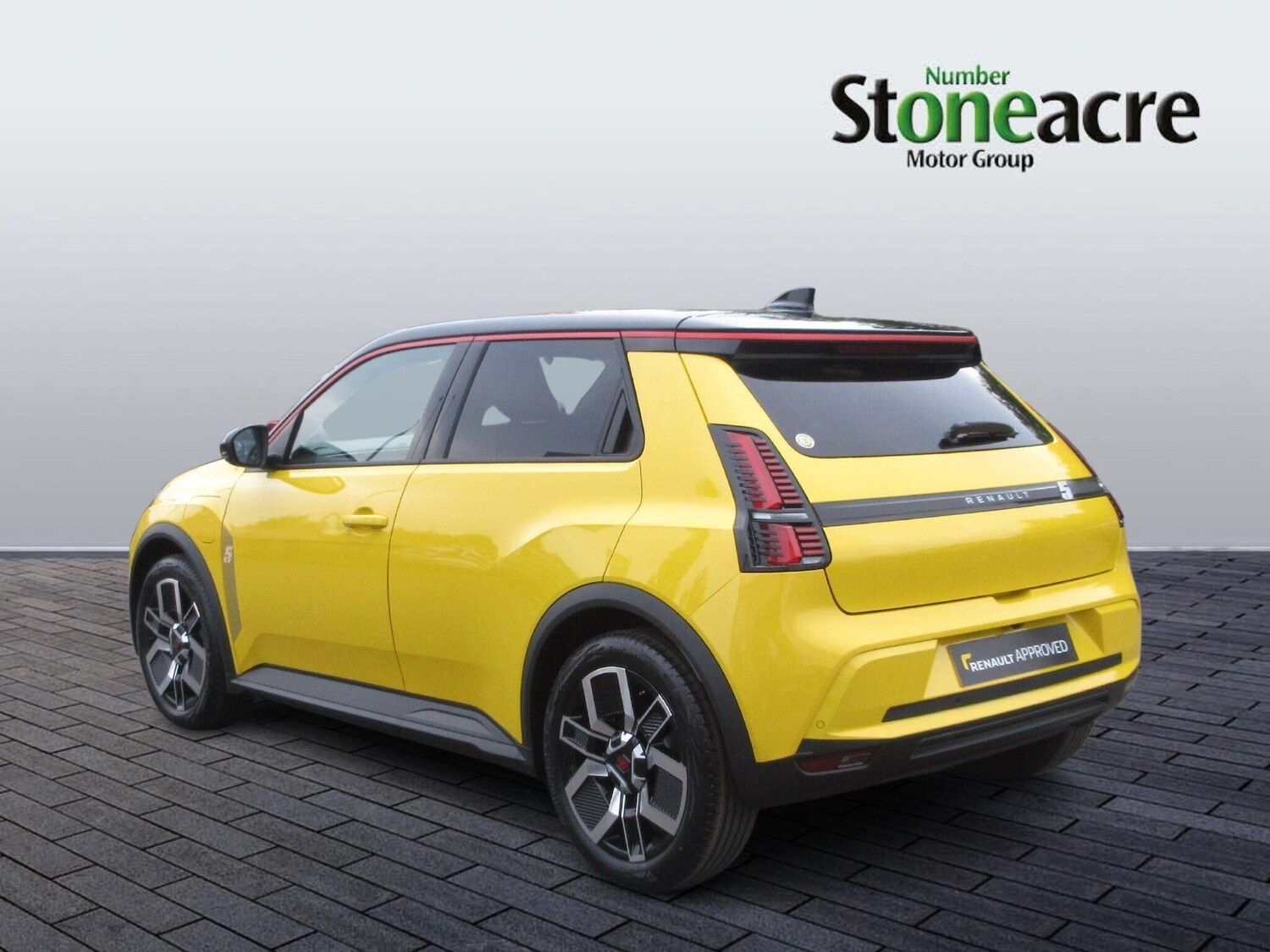 Used Renault 5 E-Tech electric for sale - 76608095: Photo 5