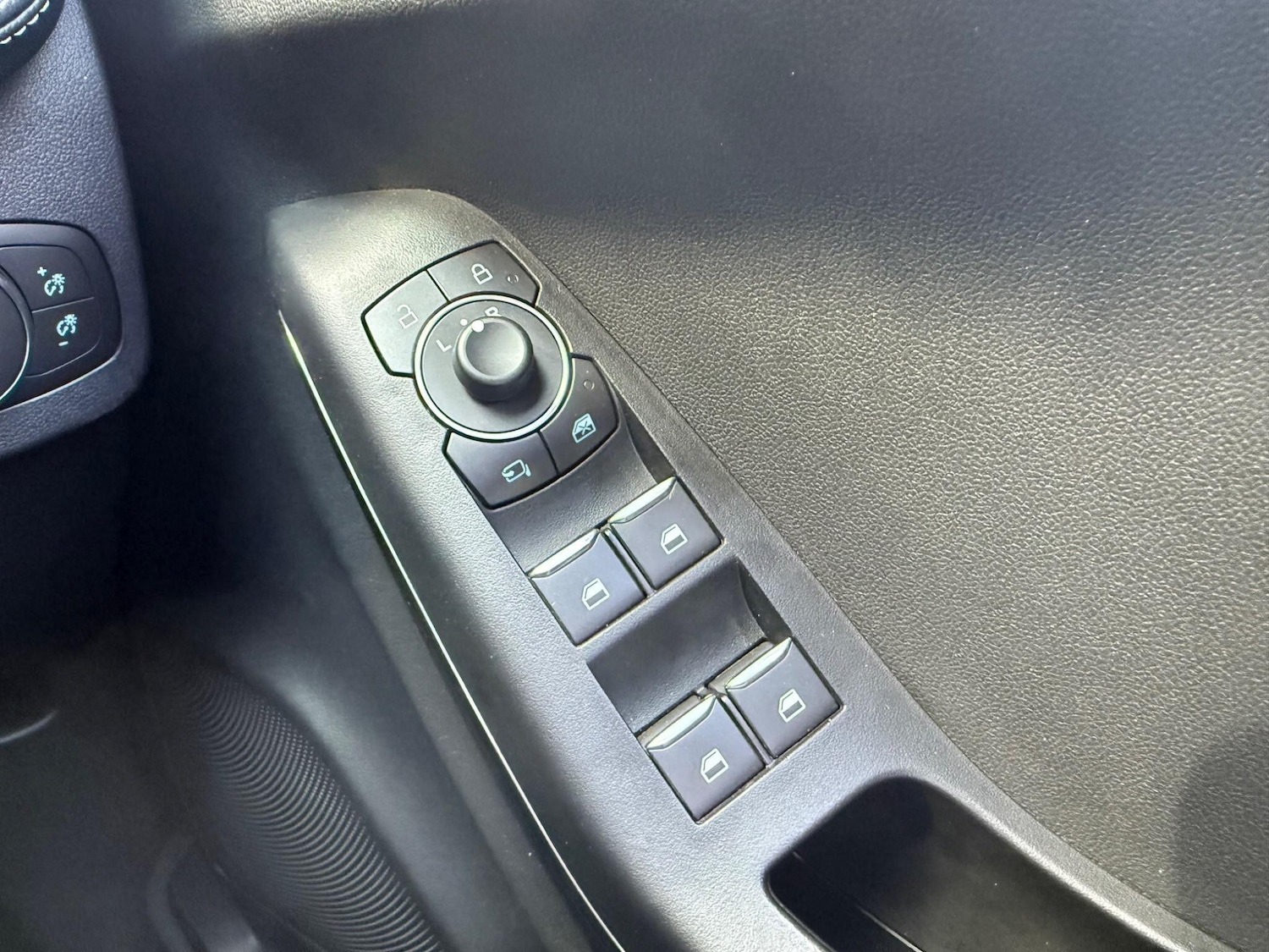 Used Ford Puma 2023 for sale - 76283340: Photo 42