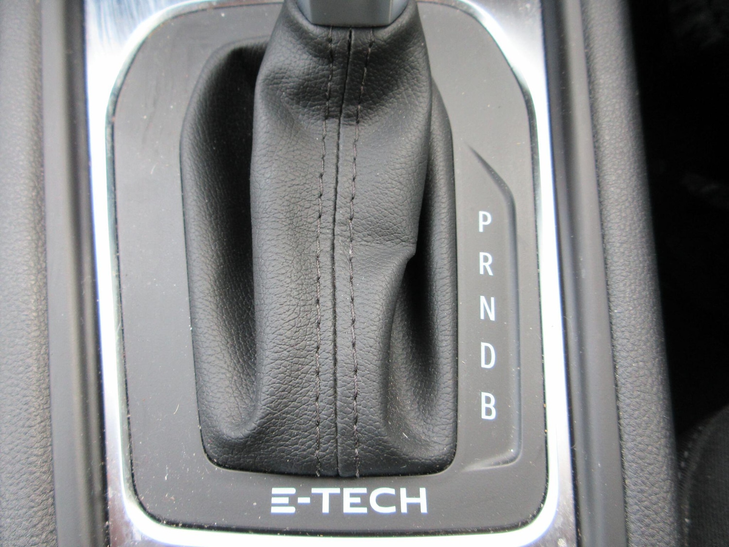 Used Renault Captur 2023 for sale - 76360627: Photo 35