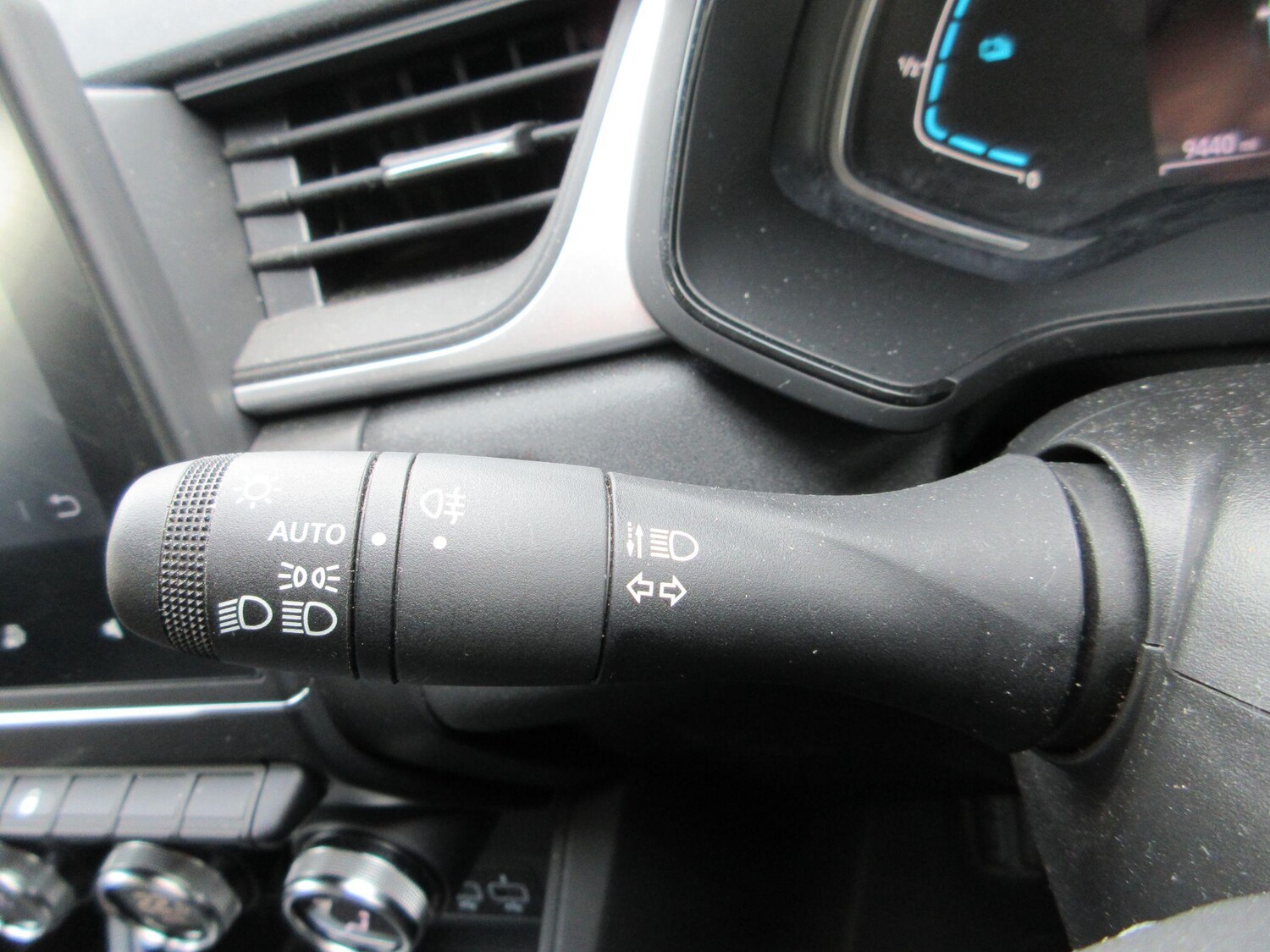 Used Renault Captur 2023 for sale - 76360627: Photo 40