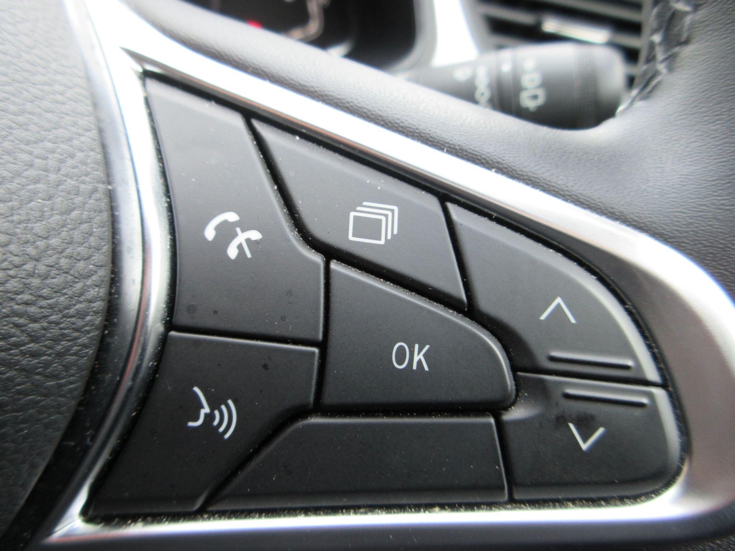 Used Renault Captur 2023 for sale - 76360627: Photo 43