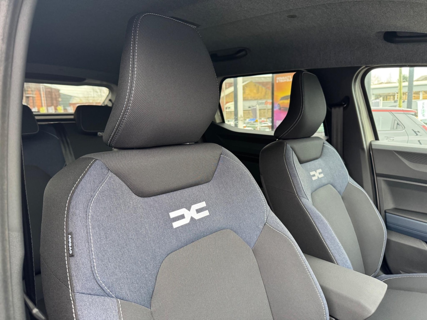 Used Dacia Duster 2025 for sale - 76839831: Photo 10