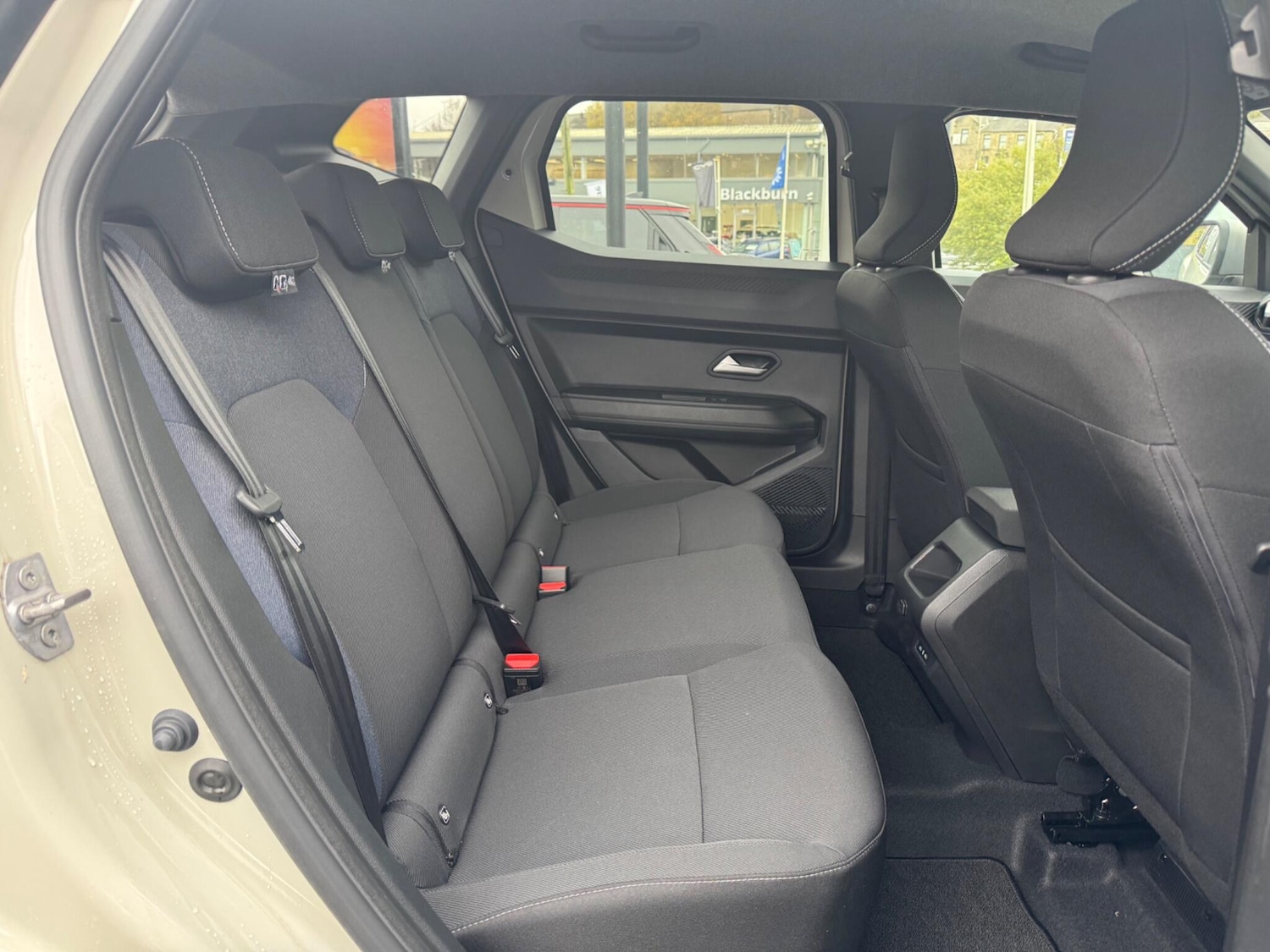 Used Dacia Duster 2025 for sale - 76839831: Photo 16