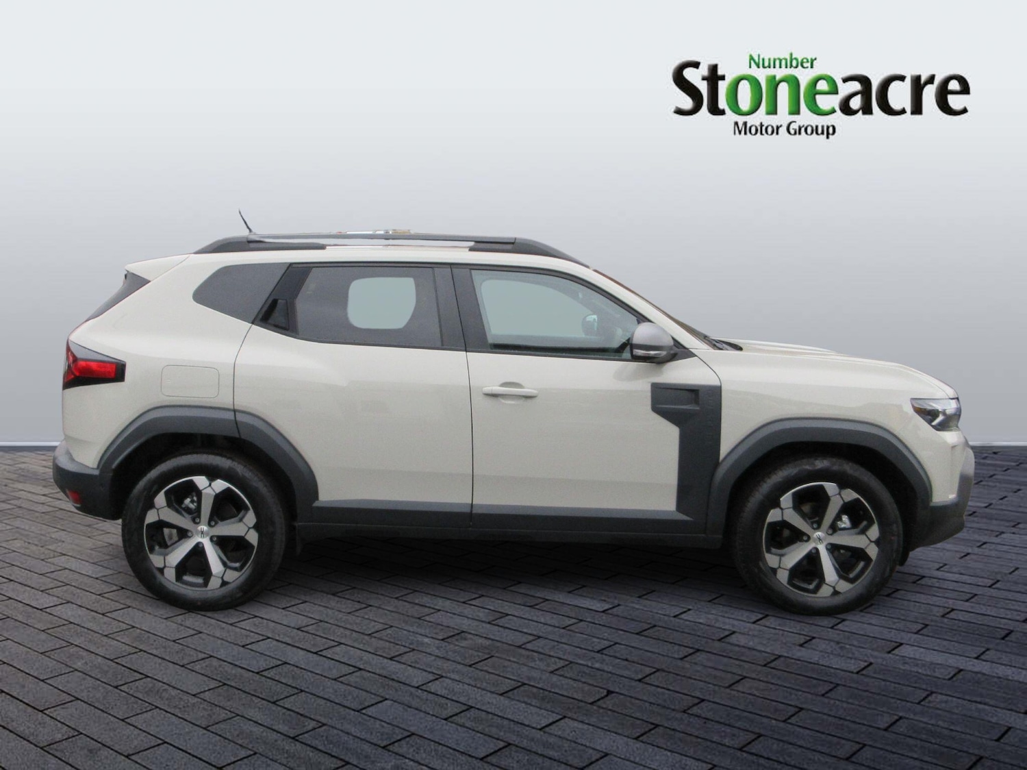 Used Dacia Duster 2025 for sale - 76839831: Photo 2