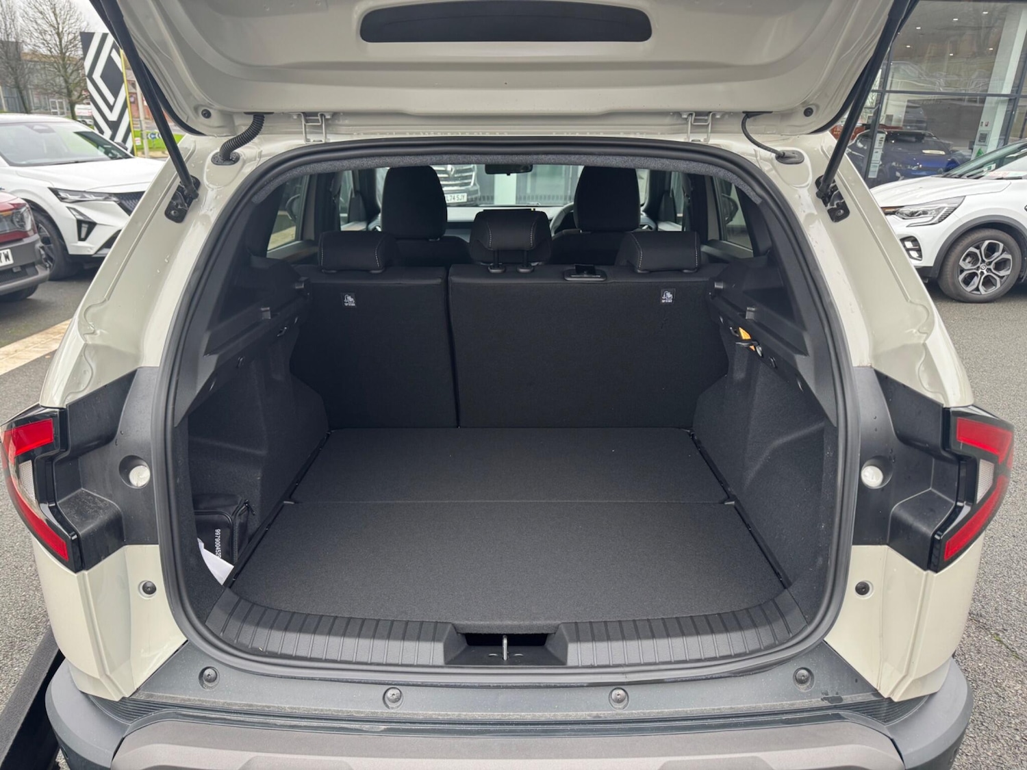 Used Dacia Duster 2025 for sale - 76839831: Photo 47