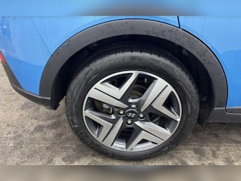 Used Hyundai BAYON 2023 for sale - 77496045: Photo