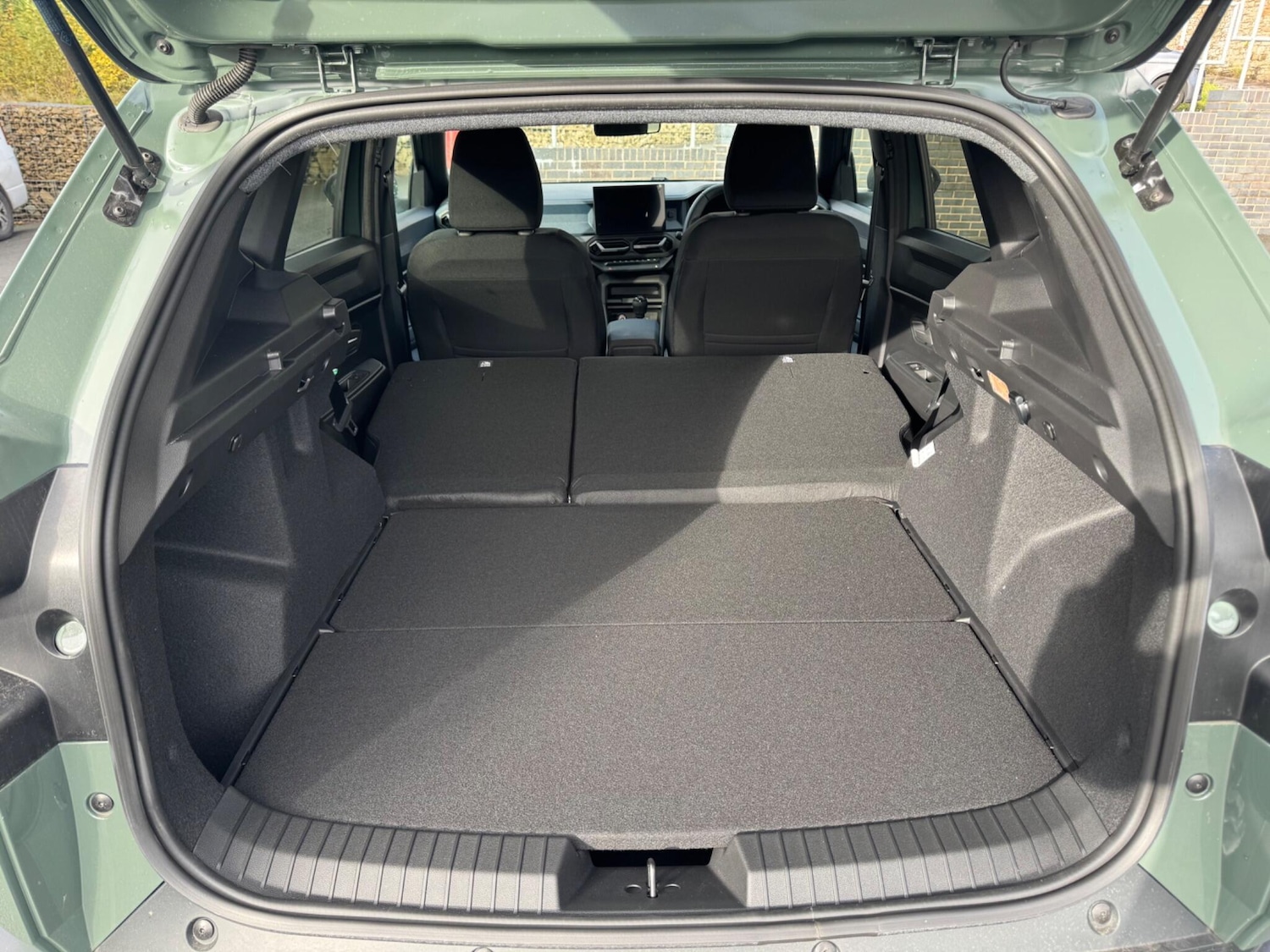 Used Dacia Duster 2025 for sale - 76753076: Photo 32