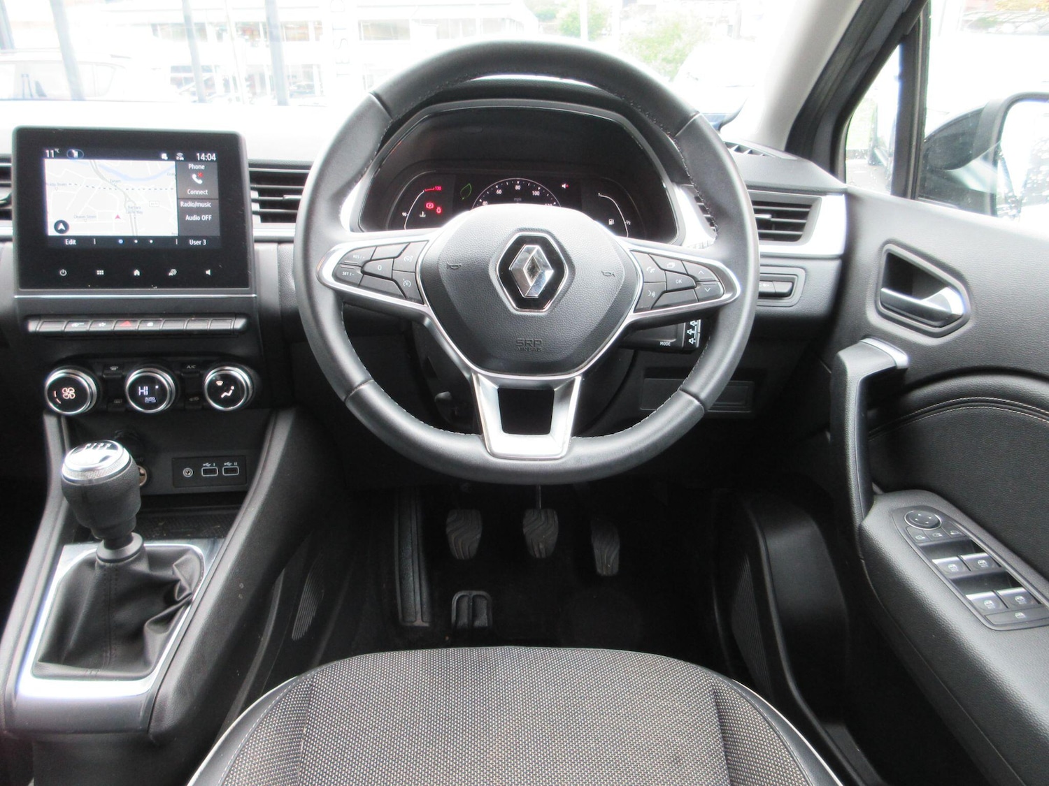 Used Renault Captur for sale - 76537939: Photo 12
