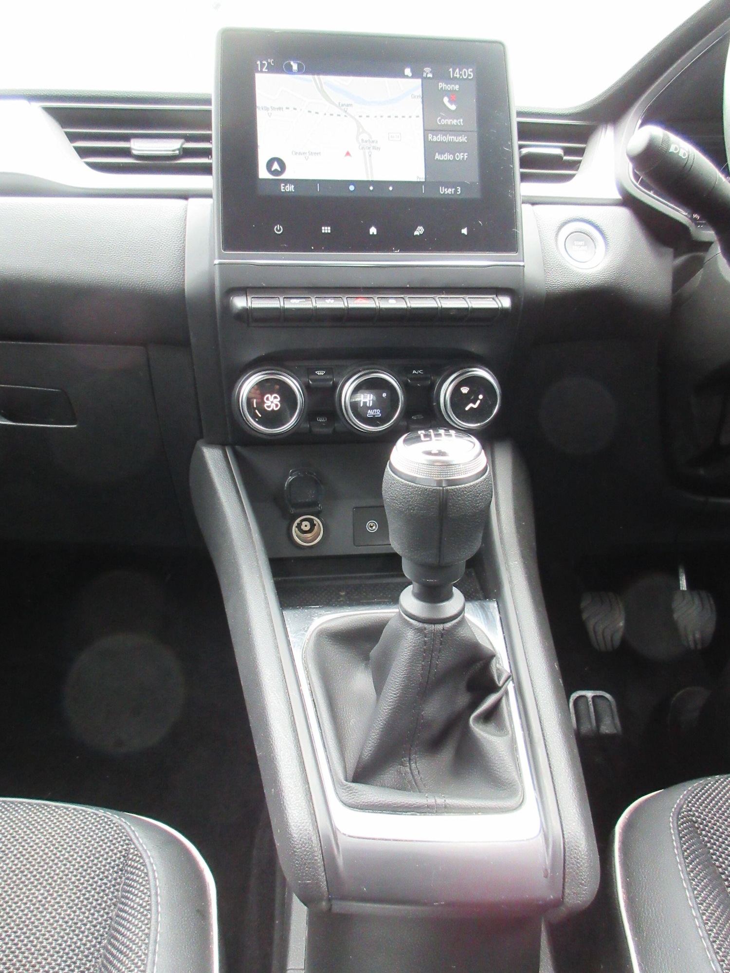 Used Renault Captur for sale - 76537939: Photo 16