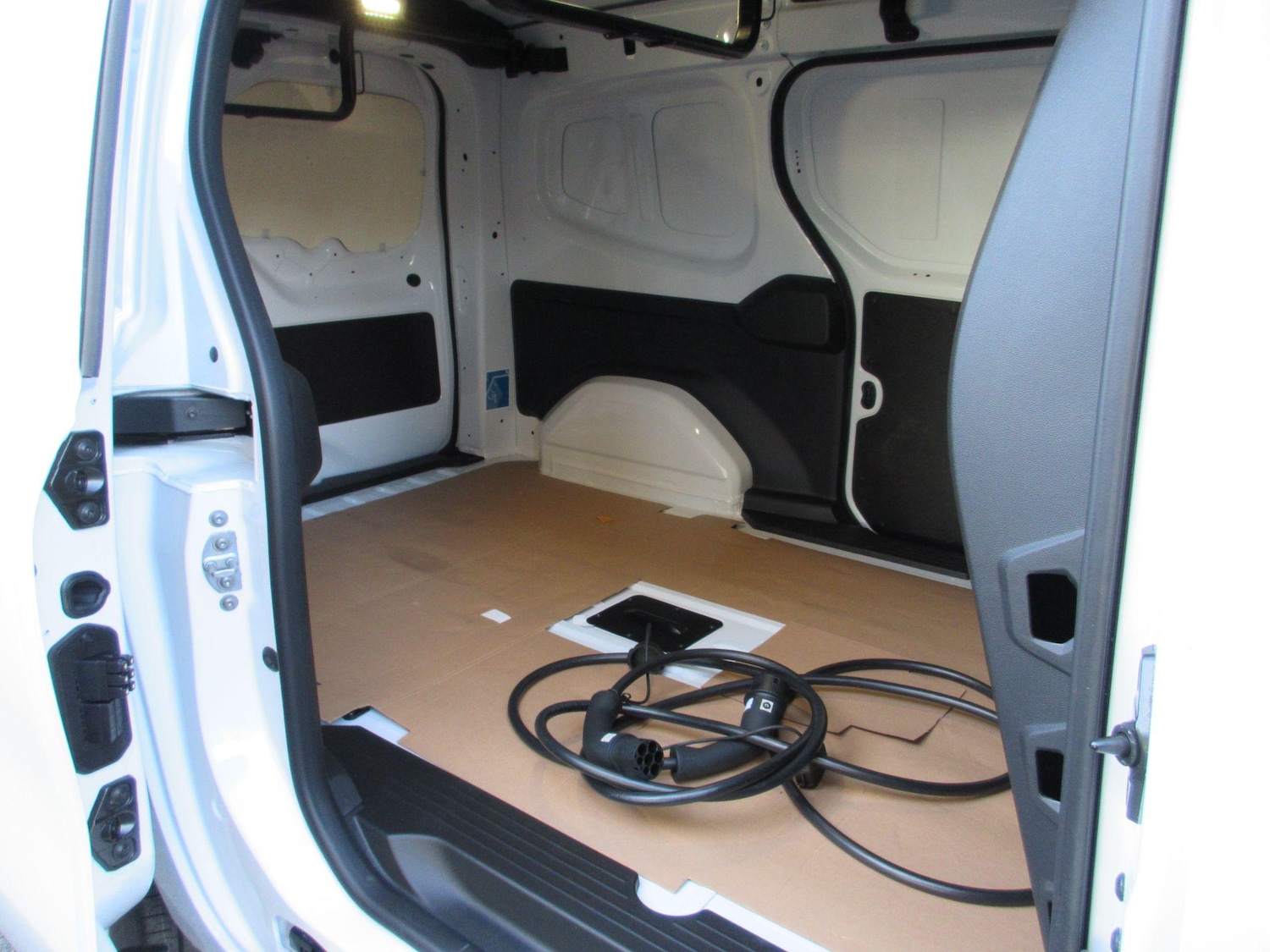 Used Renault Kangoo 2025 for sale - 77709924: Photo 36