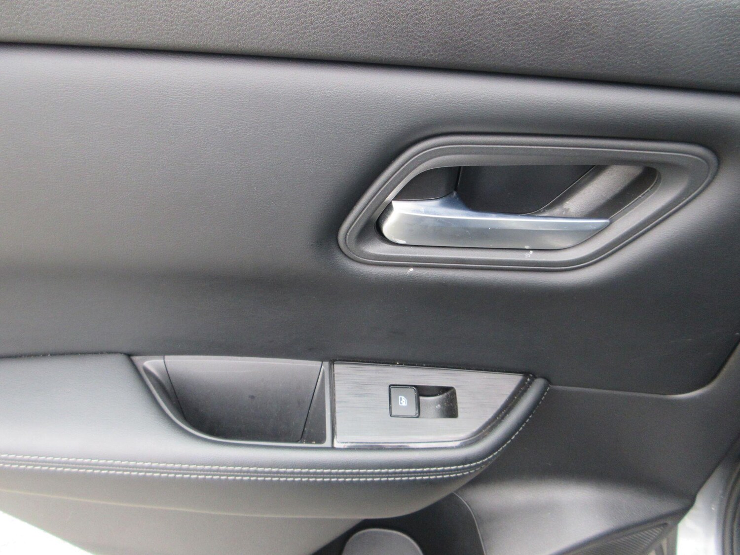 Used Nissan X-Trail for sale - 77723466: Photo 22