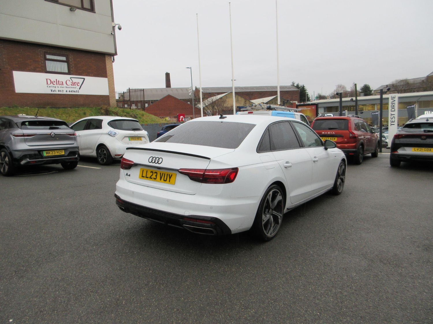 Used Audi A4 for sale - 77723027: Photo 2