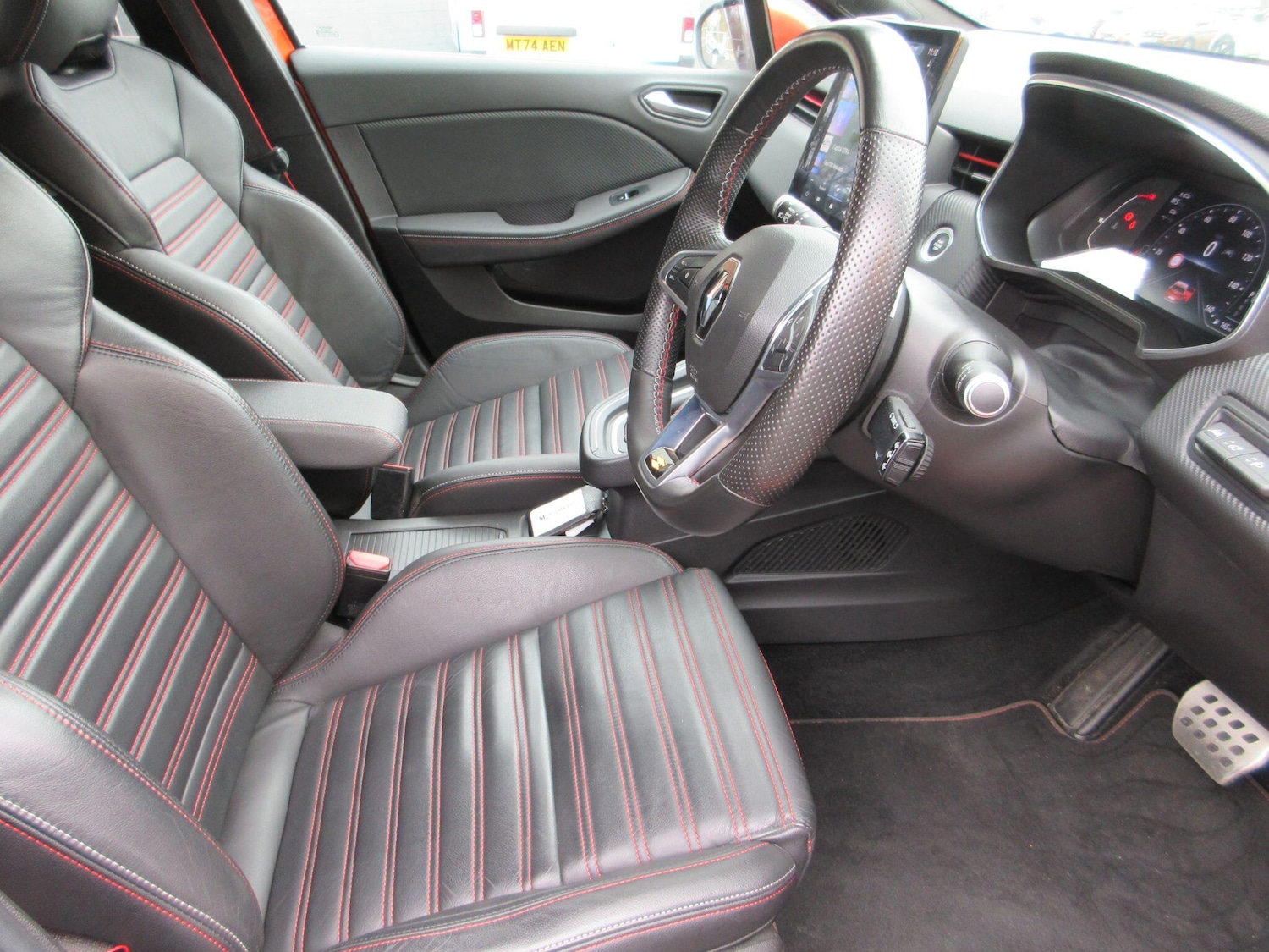 Used Renault Clio for sale - 77808817: Photo 11