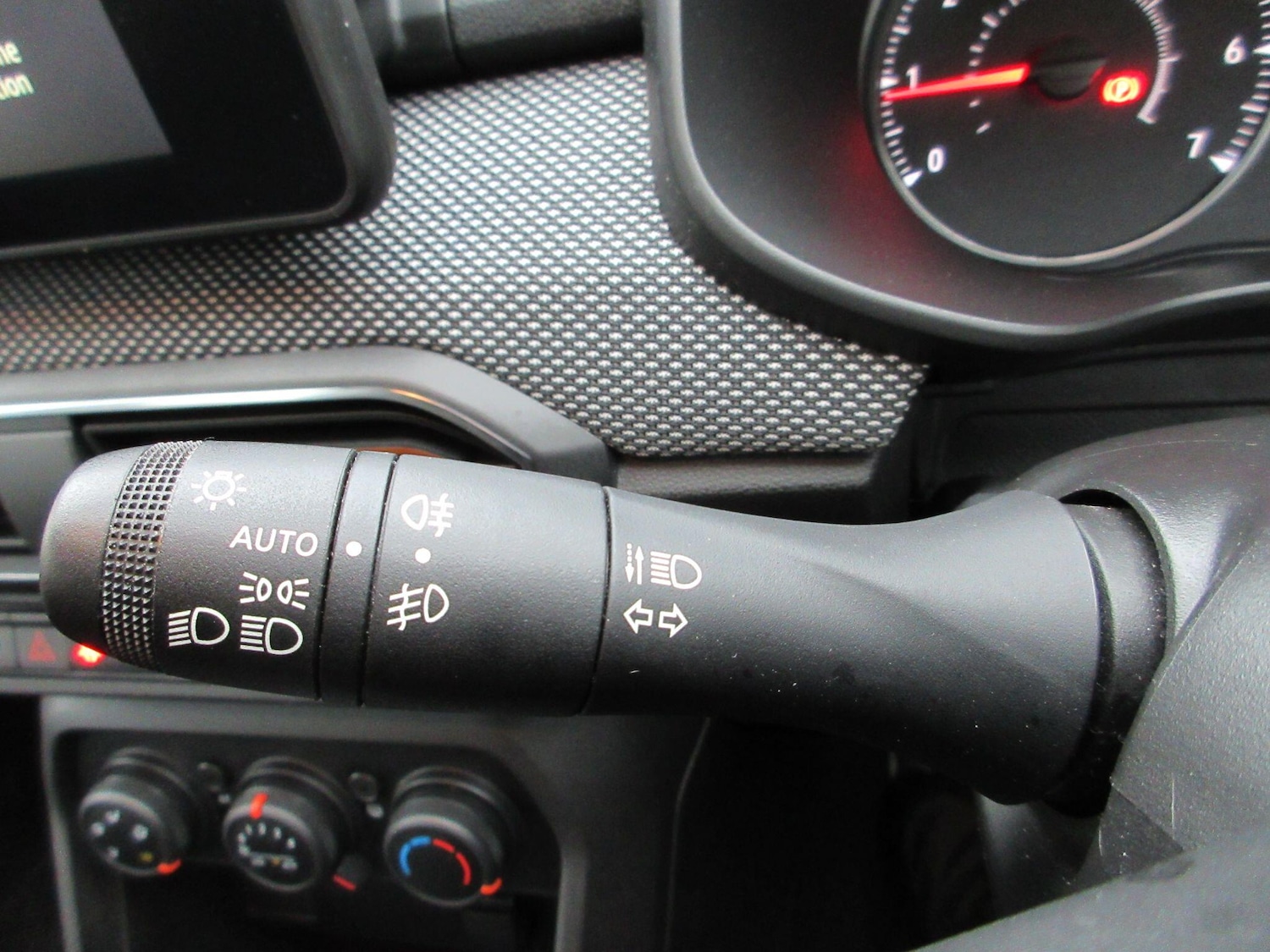 Used Dacia Sandero for sale - 77424955: Photo 37