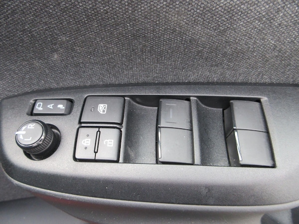 Used Toyota Yaris Cross 2022 for sale - 75339729: Photo 23