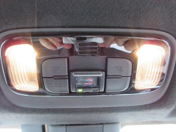 Used Toyota Yaris Cross 2022 for sale - 75339729: Photo 47