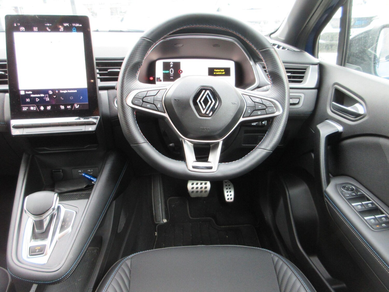 Used Renault Captur for sale - 77823643: Photo 12