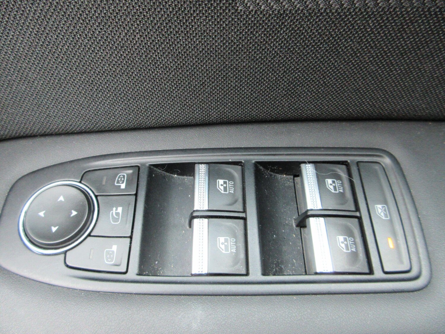 Used Renault Captur for sale - 77823643: Photo 47