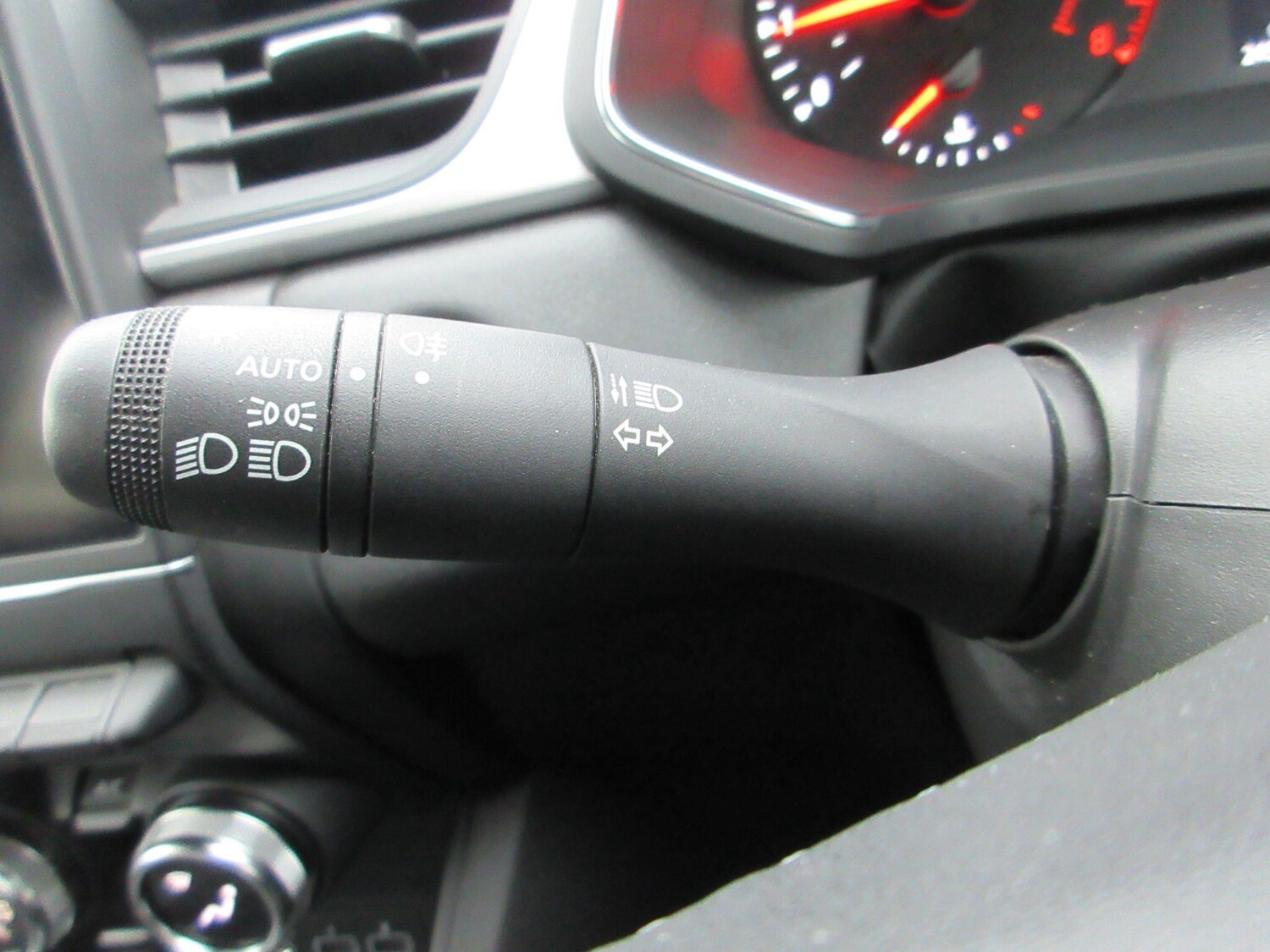 Used Renault Captur 2023 for sale - 77722986: Photo 28