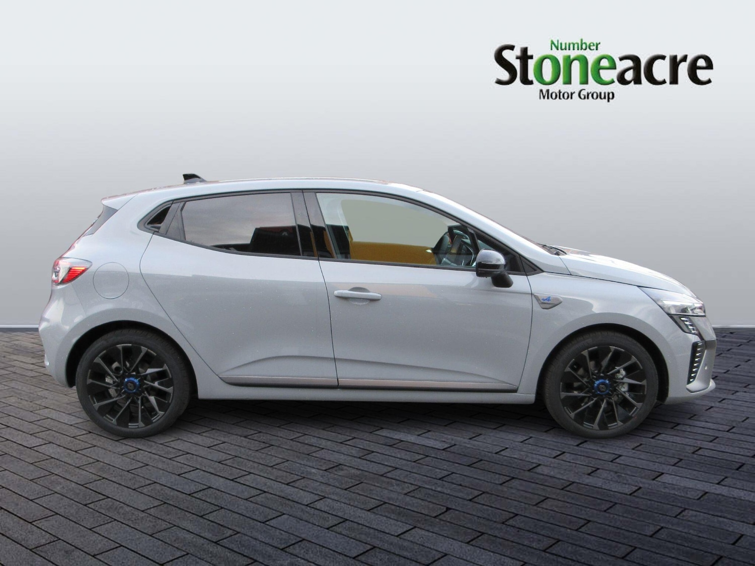 Used Renault Clio 2025 for sale - 77510791: Photo 2