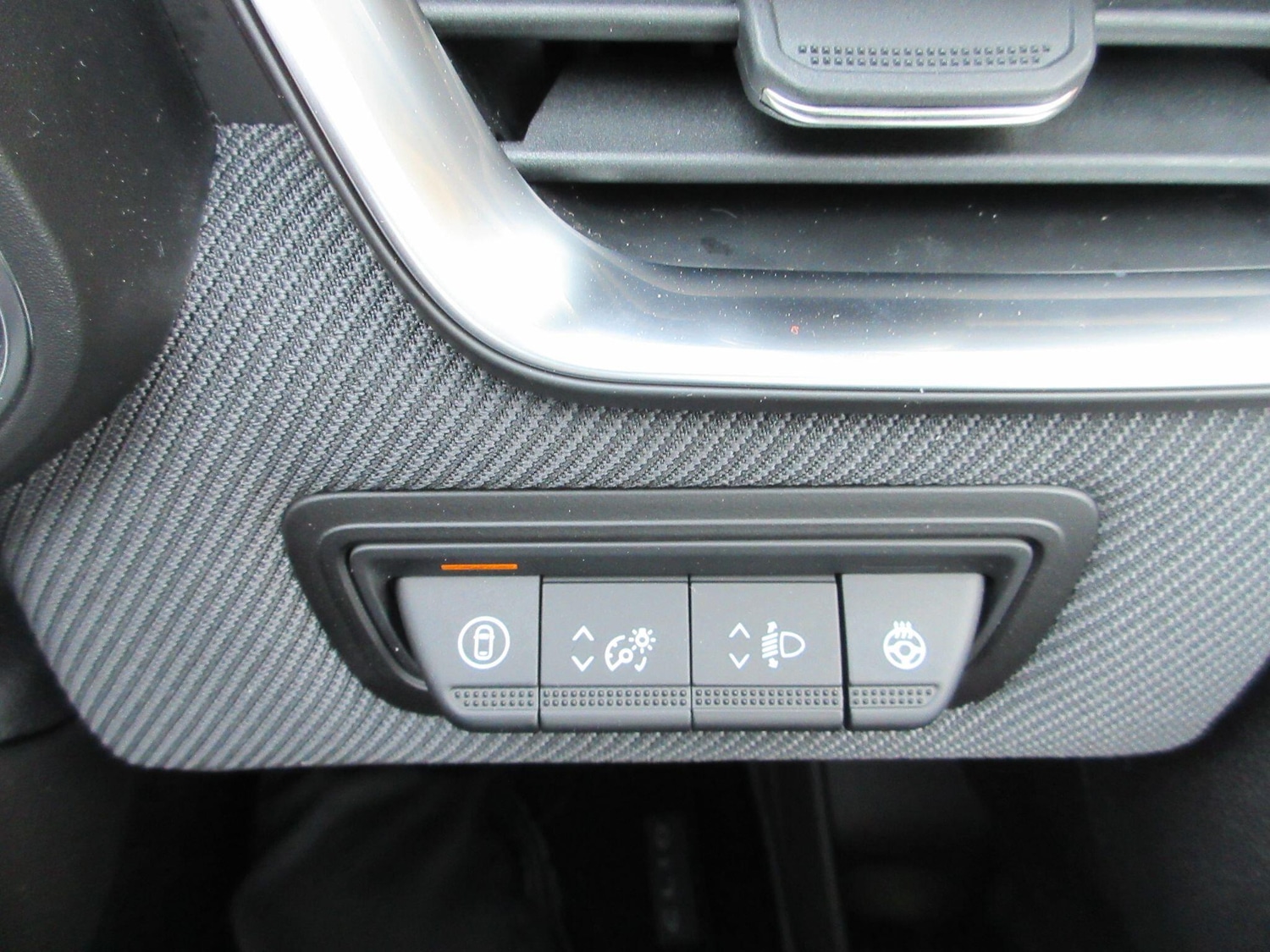 Used Renault Clio 2025 for sale - 77510791: Photo 44