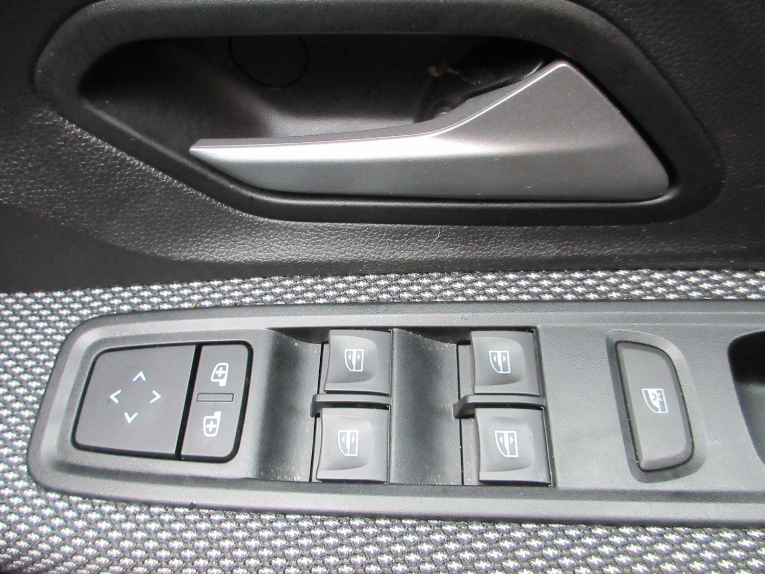 Used Dacia Sandero 2024 for sale - 77331264: Photo 40