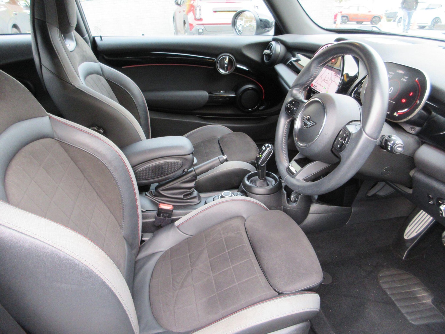 Used MINI Hatch 2021 for sale - 77376547: Photo 11