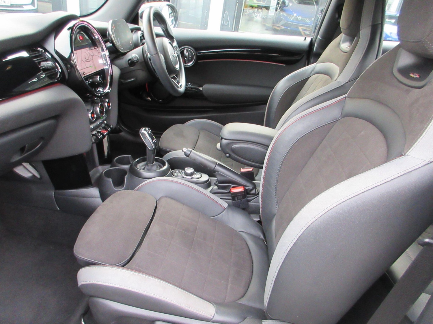 Used MINI Hatch 2021 for sale - 77376547: Photo 14