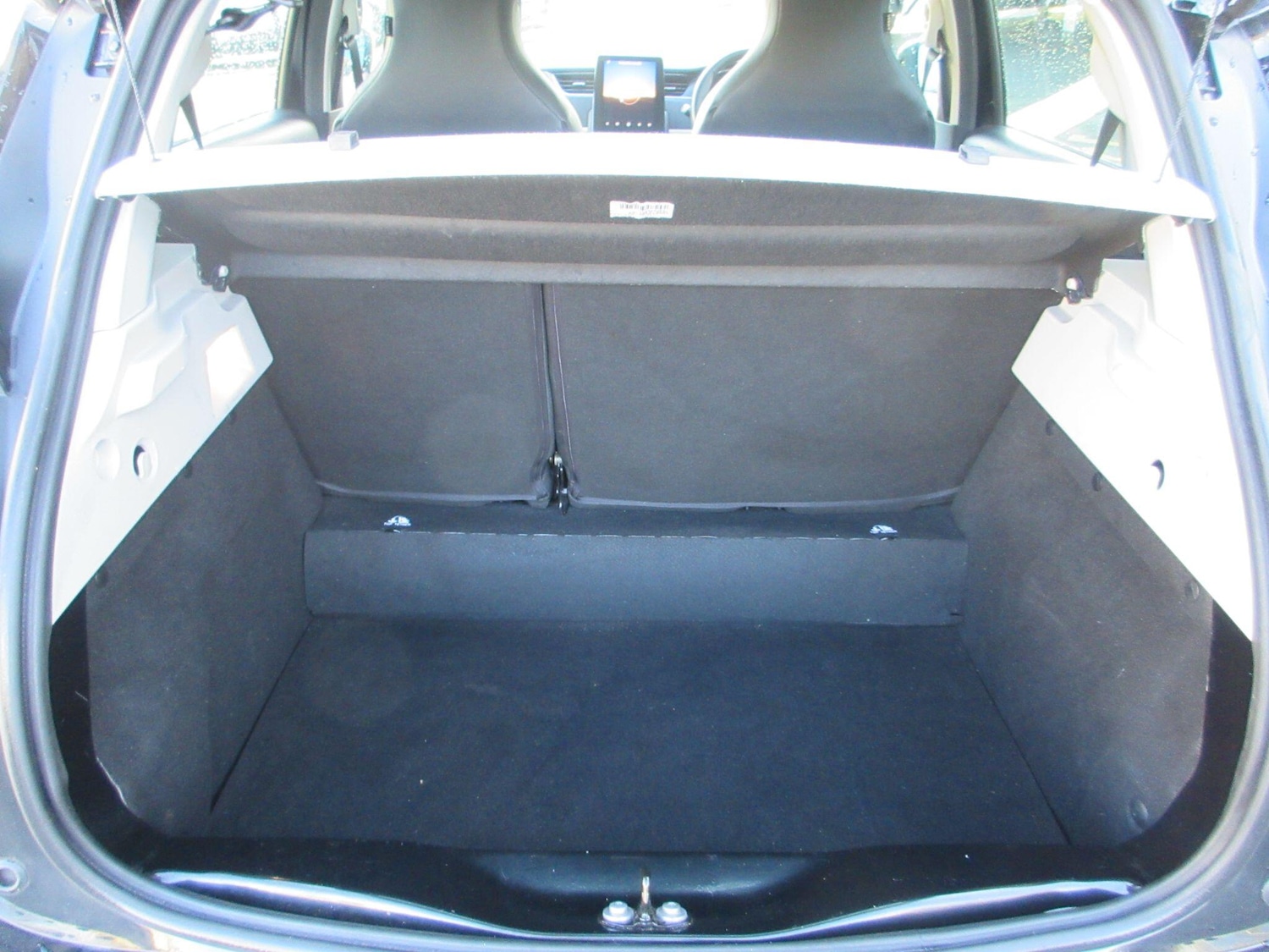 Used Renault Zoe 2020 for sale - 76801870: Photo 10