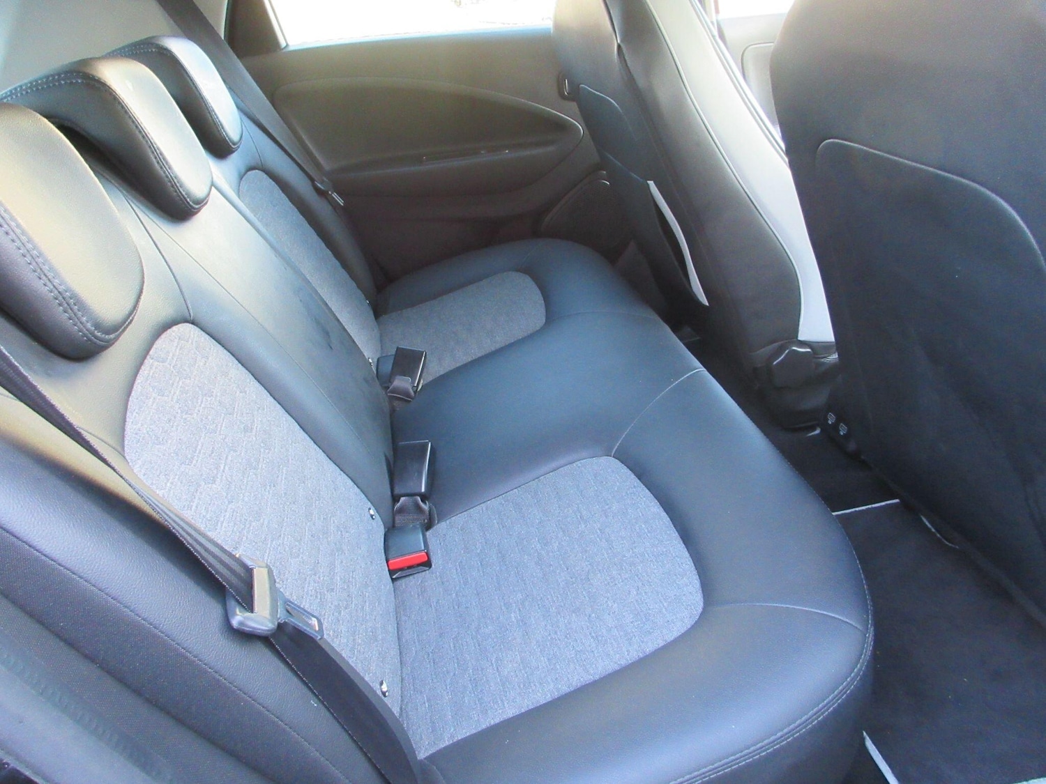 Used Renault Zoe 2020 for sale - 76801870: Photo 17