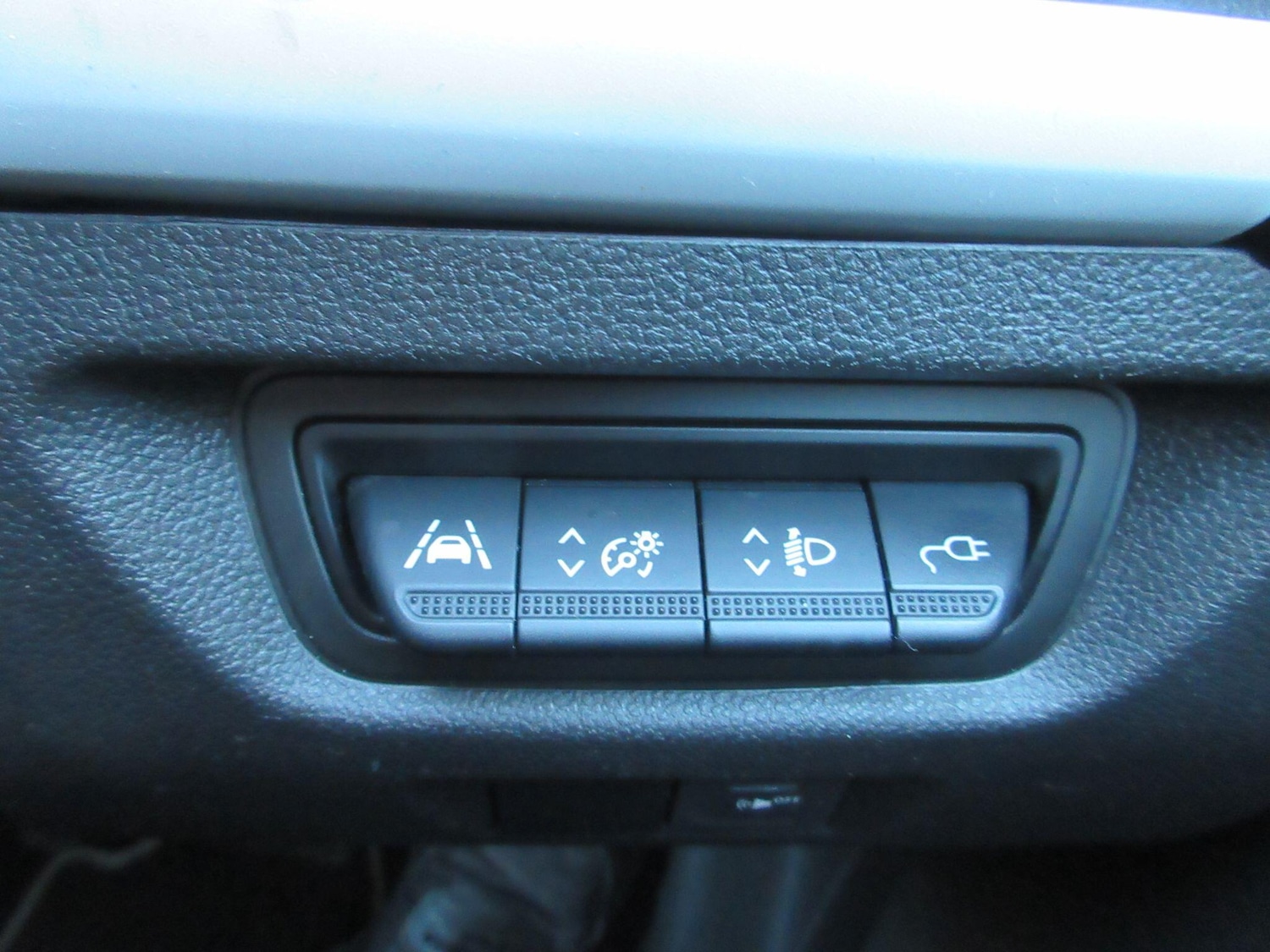 Used Renault Zoe 2020 for sale - 76801870: Photo 43