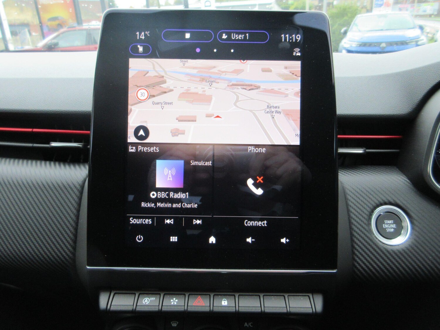 Used Renault Clio 2023 for sale - 76189739: Photo 15