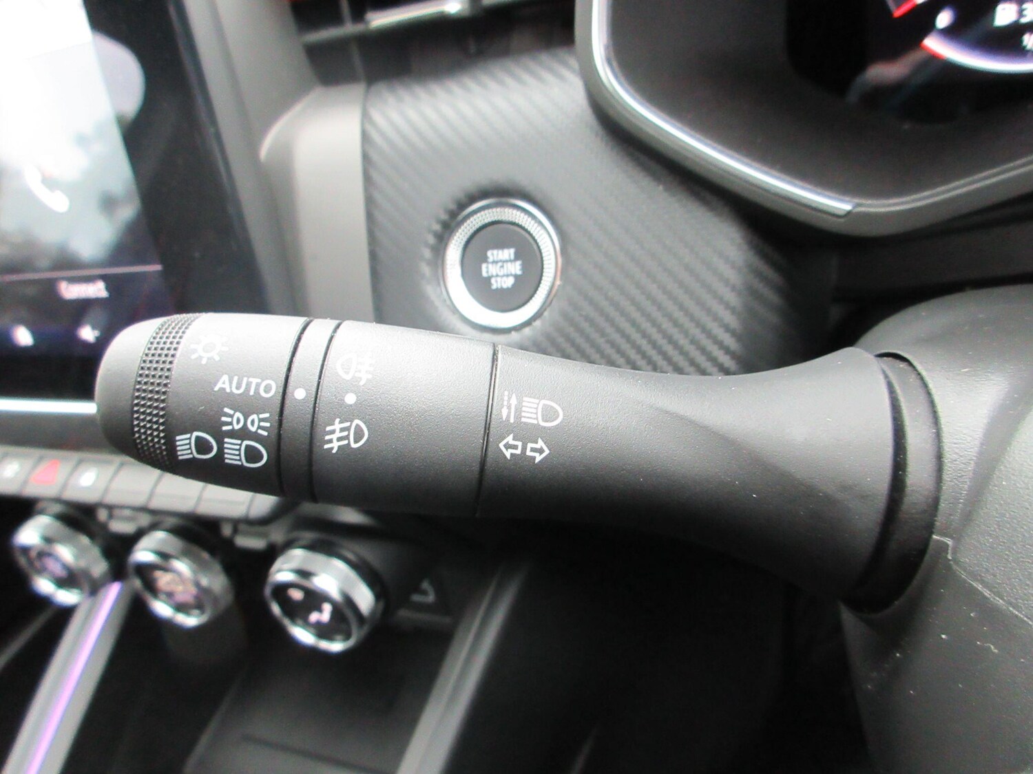 Used Renault Clio 2023 for sale - 76189739: Photo 36