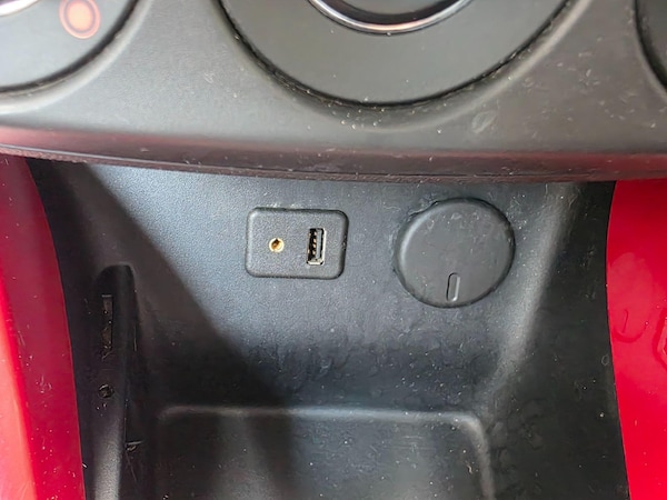 Used Vauxhall ADAM 2013 for sale - 75534409: Photo 27