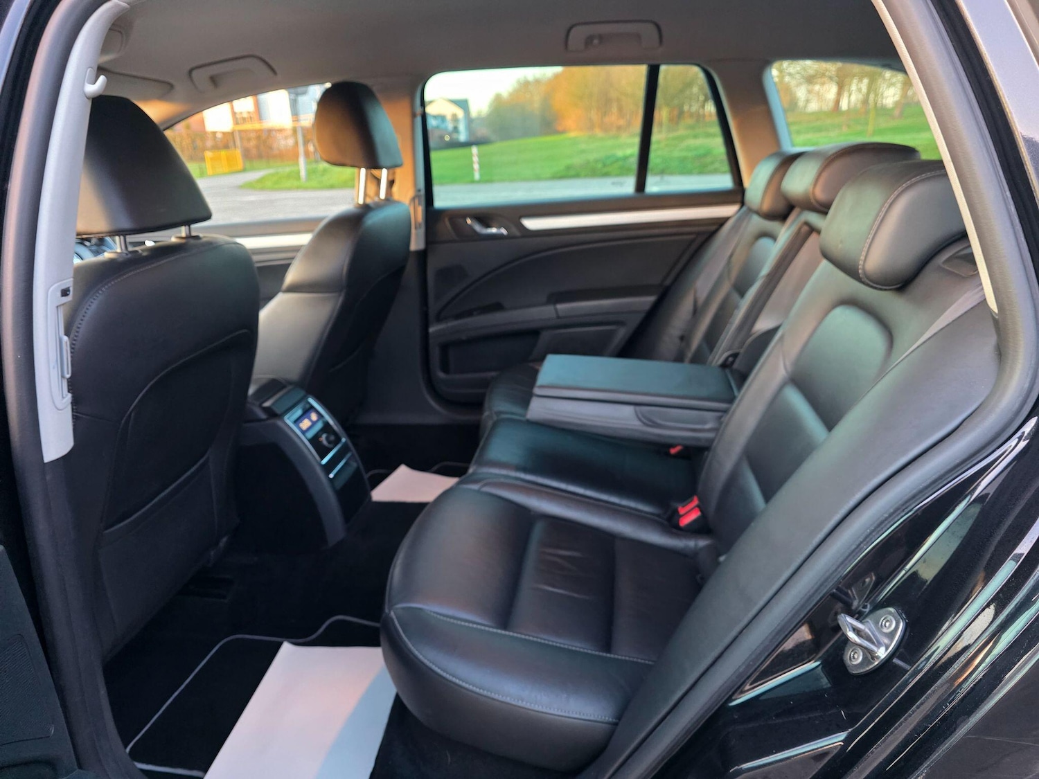 Used Skoda Superb 2014 for sale - 76966928: Photo 14