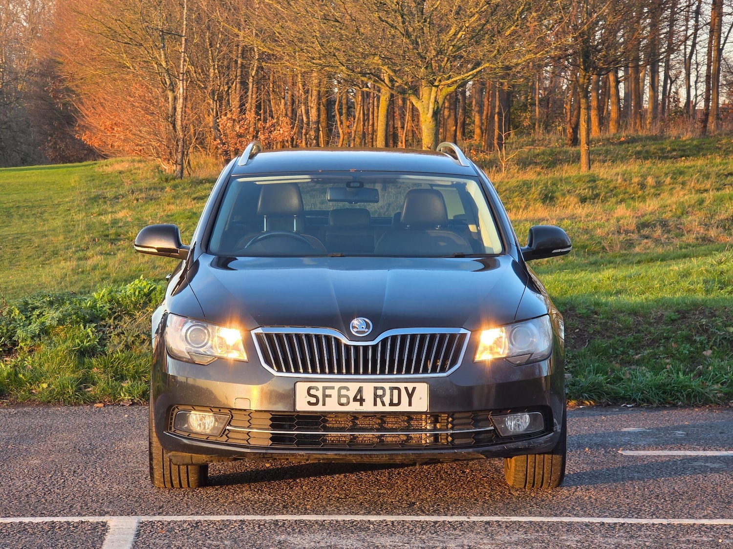Used Skoda Superb 2014 for sale - 76966928: Photo 2