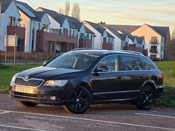 Used Skoda Superb 2014 for sale - 76966928: Photo