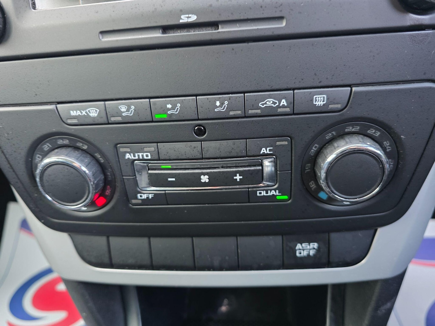 Used Skoda Yeti 2013 for sale - 77740195: Photo 27