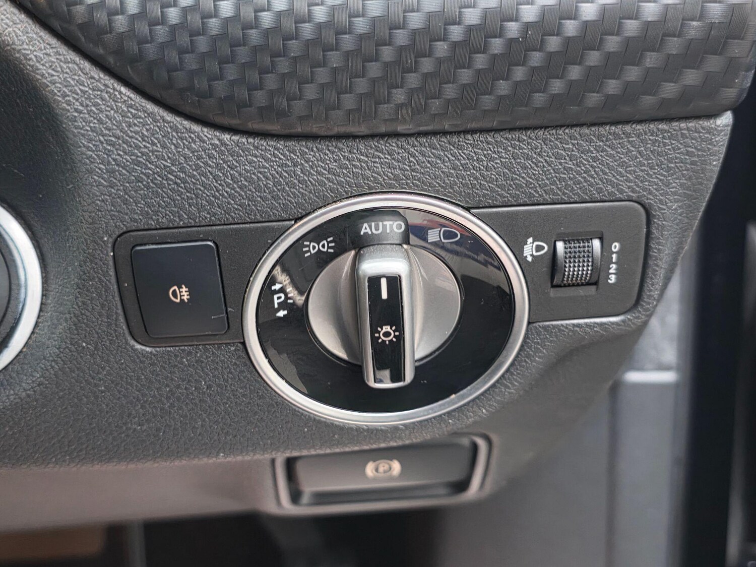 Used Mercedes-Benz A-Class 2014 for sale - 78103163: Photo 34