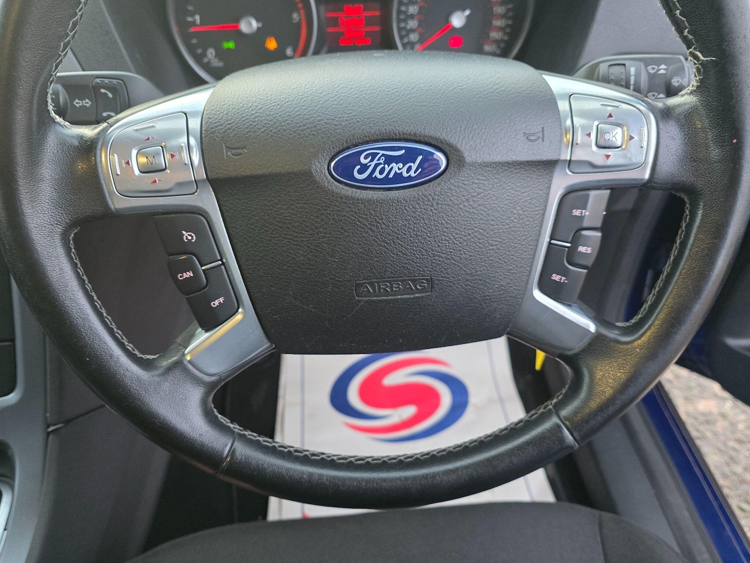 Used Ford Mondeo 2015 for sale - 77205815: Photo 31