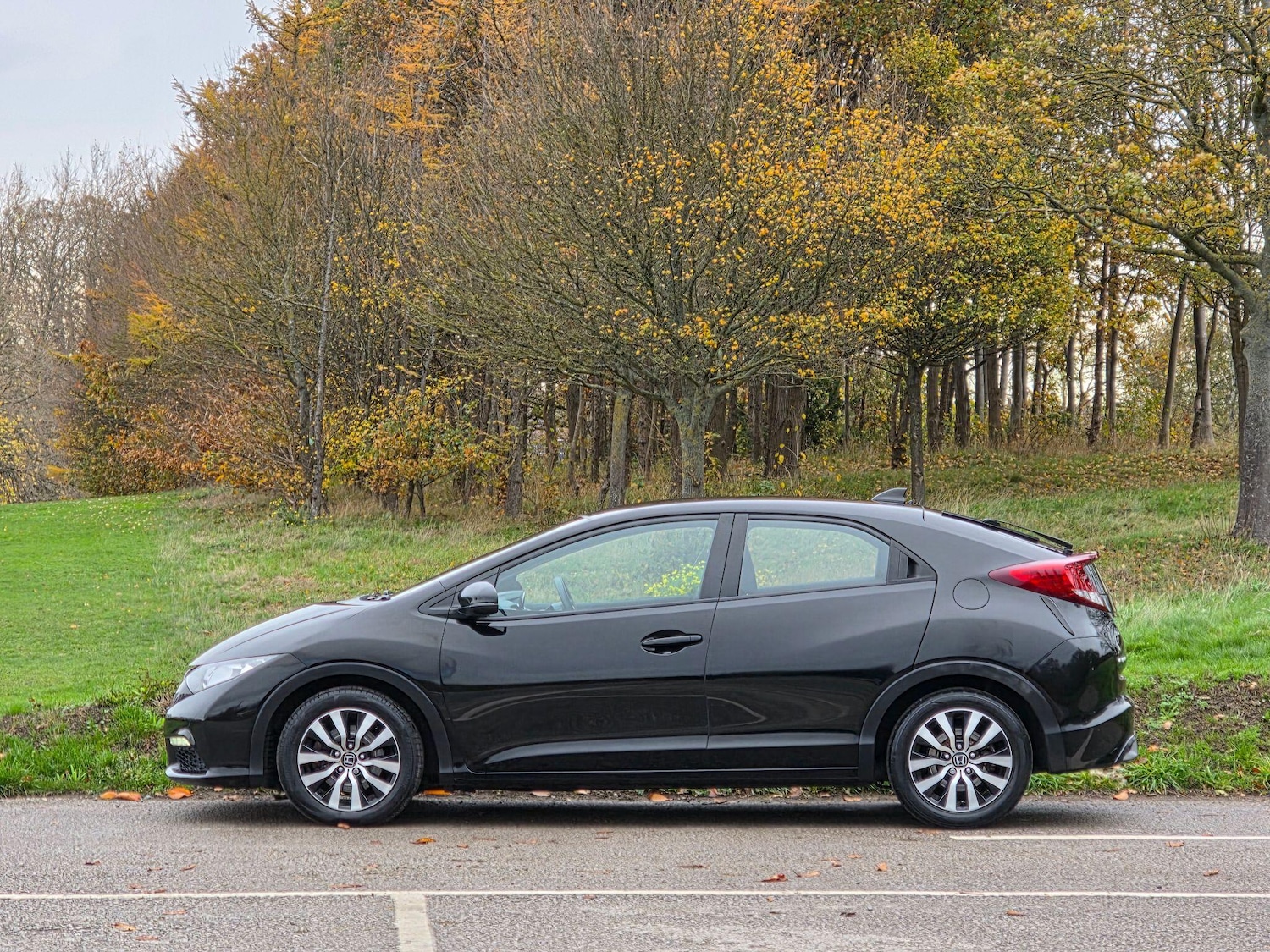 Used Honda Civic 2014 for sale - 76539739: Photo 4