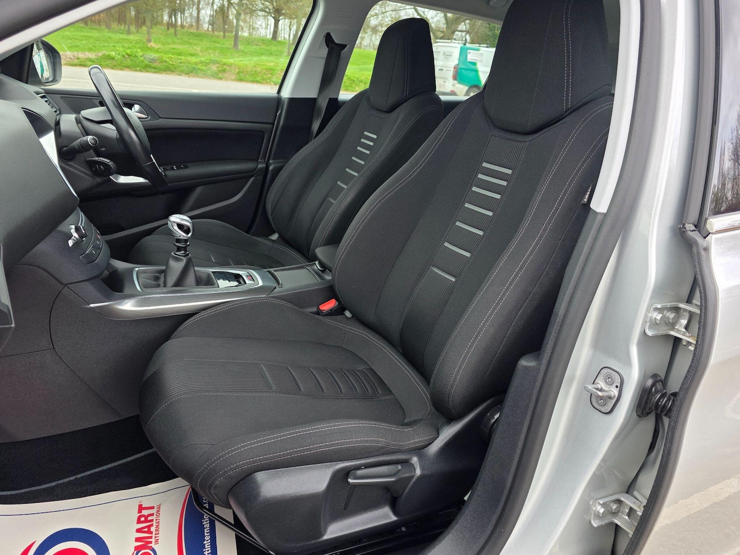 Used Peugeot 308 2014 for sale - 77855863: Photo 12