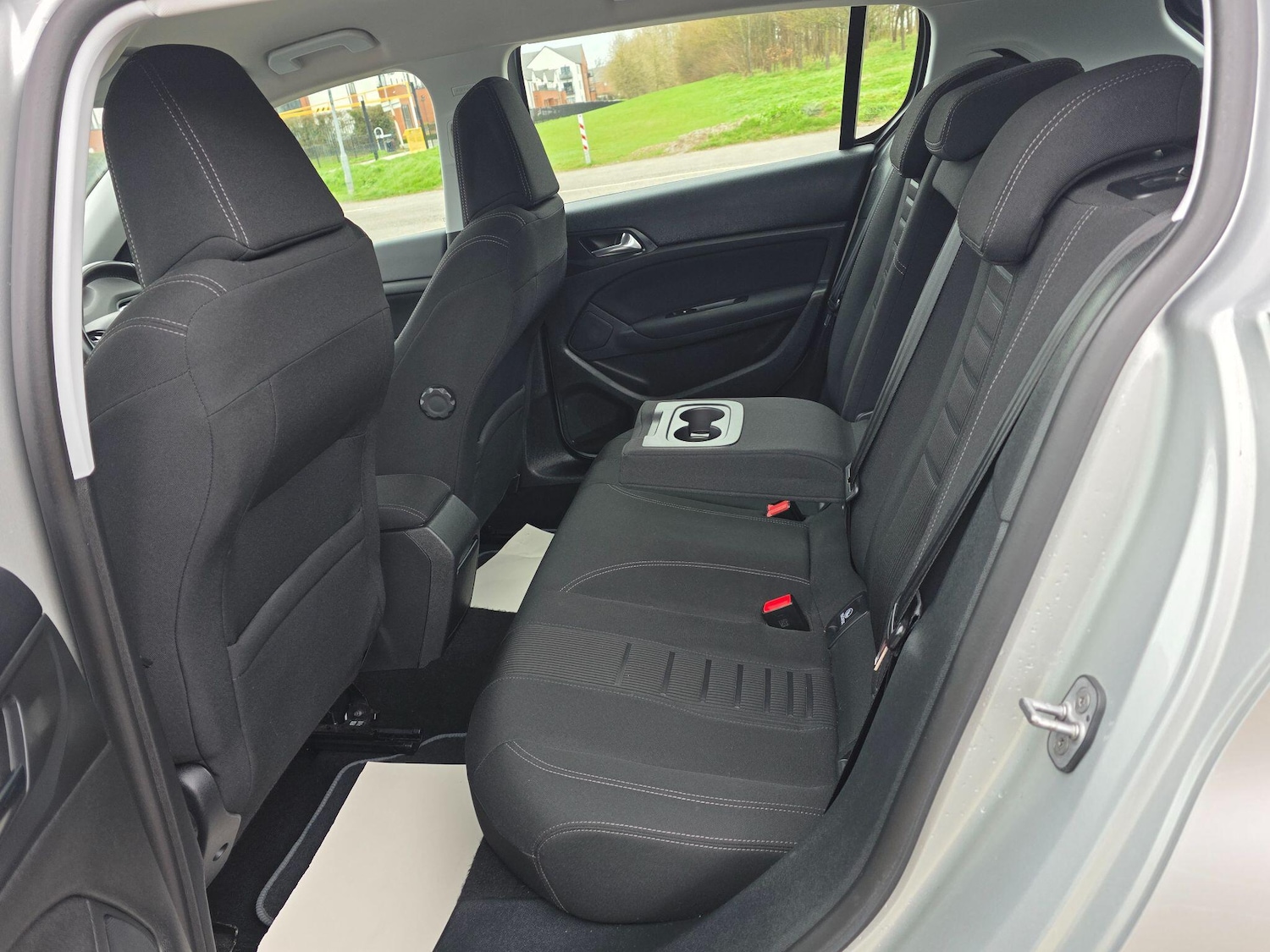 Used Peugeot 308 2014 for sale - 77855863: Photo 13