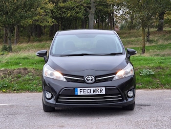 Used Toyota Verso 2013 for sale - 76241544: Photo 2
