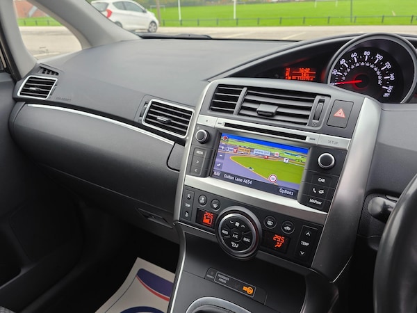 Used Toyota Verso 2013 for sale - 76241544: Photo 32