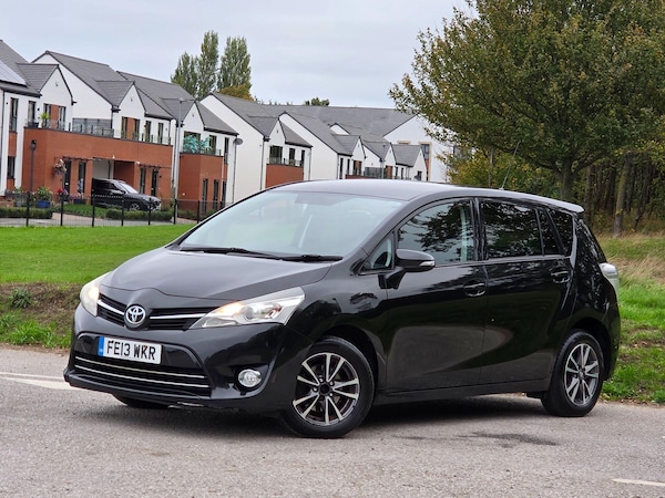 Used Toyota Verso 2013 for sale - 76241544: Photo 3