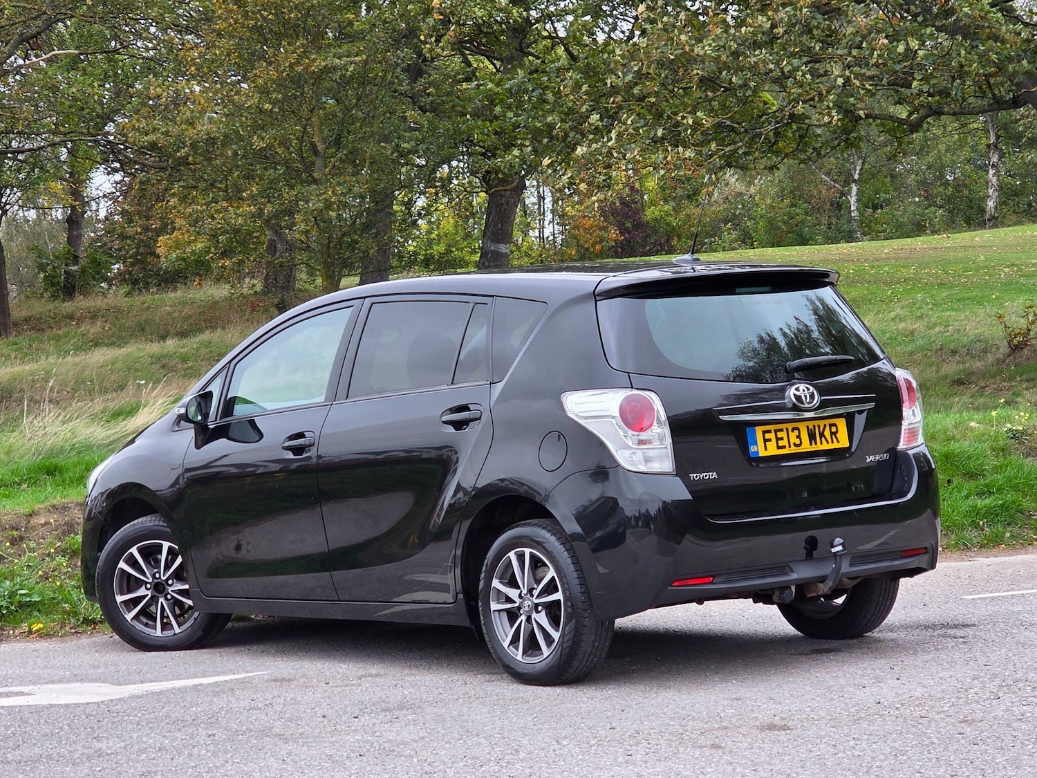 Used Toyota Verso 2013 for sale - 76241544: Photo 5