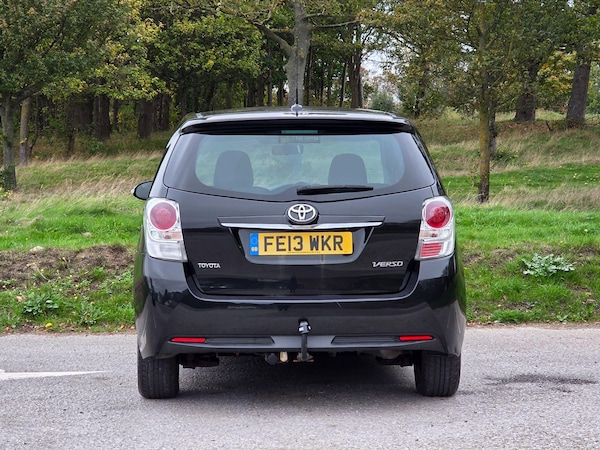 Used Toyota Verso 2013 for sale - 76241544: Photo 6
